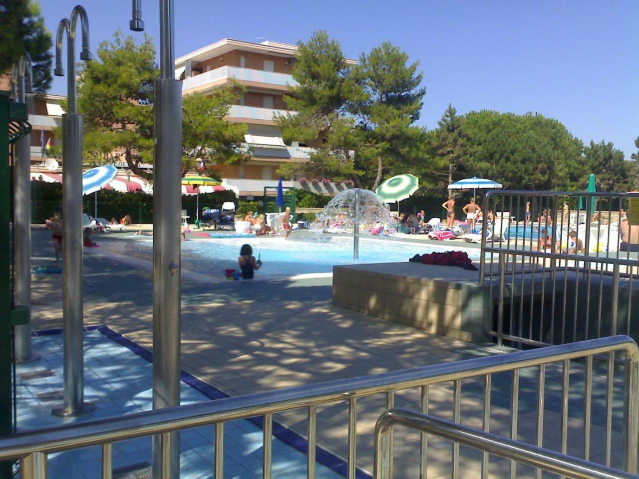 Residence Valbella - Geturhotels Bibione Kültér fotó